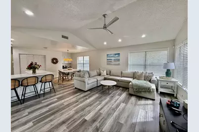 325 Knotty Wood Lane, Wellington, FL 33414 - Photo 13