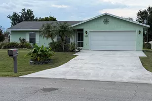 529 SW Violet Ave, Port Saint Lucie, FL 34983 - Photo 1