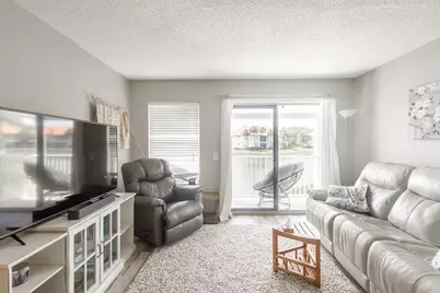 184 Cypress Point Drive #184, Palm Beach Gardens, FL 33418 - Photo 3