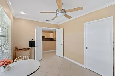 8666 Bella Vista Drive #111, Boca Raton, FL 33433 - Photo 9