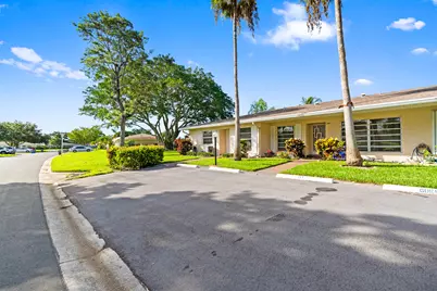8666 Bella Vista Drive #111, Boca Raton, FL 33433 - Photo 3