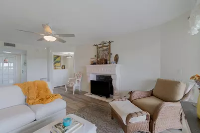 3959 Via Poinciana Drive #602, Lake Worth, FL 33467 - Photo 11