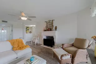 3959 Via Poinciana Dr, Lake Worth, FL 33467 - Photo 11