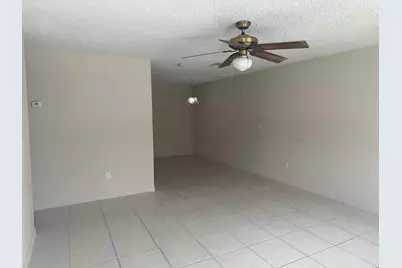 422 Caroline Avenue, West Palm Beach, FL 33413 - Photo 11
