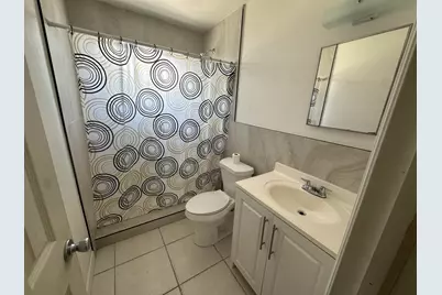 422 Caroline Avenue, West Palm Beach, FL 33413 - Photo 7