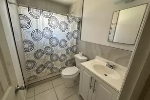 422 Caroline Ave, West Palm Beach, FL 33413 - Photo 7