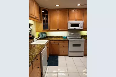 12870 Briarlake Drive #205, Palm Beach Gardens, FL 33418 - Photo 3