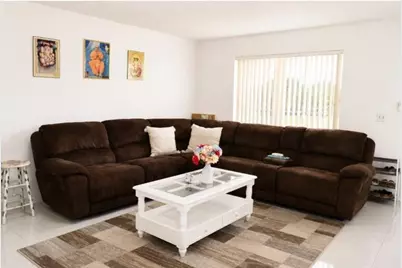 321 Burgundy G, Delray Beach, FL 33484 - Photo 3