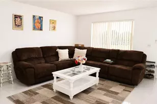 321 Burgundy G, Delray Beach, FL 33484 - Photo 3
