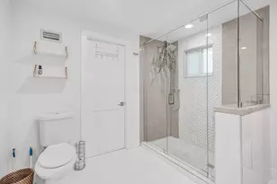 2050 NE 39th St, Fort Lauderdale, FL 33308 - Photo 27