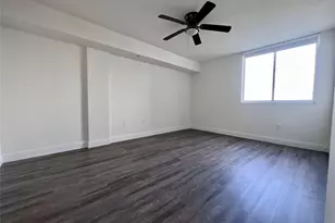 19455 NE 10th Ave, North Miami Beach, FL 33179 - Photo 9