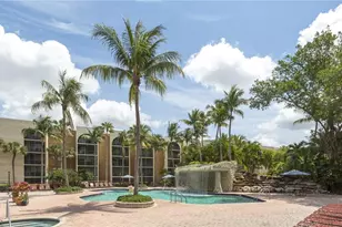 19455 NE 10th Ave, North Miami Beach, FL 33179 - Photo 13
