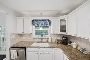 1252 SE Madison Ave, Stuart, FL 34996 - Photo 13
