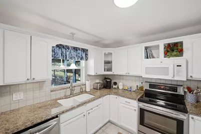 1252 SE Madison Avenue, Stuart, FL 34996 - Photo 13