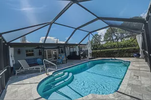 1252 SE Madison Ave, Stuart, FL 34996 - Photo 5
