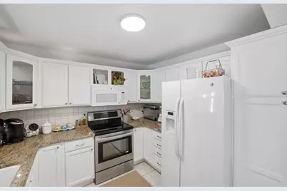 1252 SE Madison Avenue, Stuart, FL 34996 - Photo 15