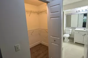 9630 NW 2nd St, Pembroke Pines, FL 33024 - Photo 21