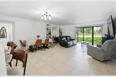 371 W Park Drive #1-17, Miami, FL 33172 - Photo 17