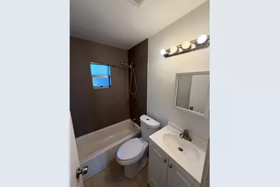 4927 SW 44th Terrace, Dania Beach, FL 33314 - Photo 5