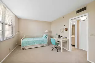 3510 Oaks Way, Pompano Beach, FL 33069 - Photo 23