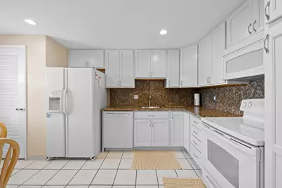3510 Oaks Way #406, Pompano Beach, FL 33069 - Photo 7