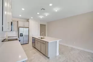 8656 Escue St, Lake Worth, FL 33467 - Photo 5
