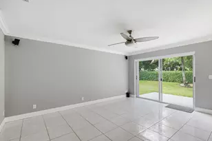 18241 NW 8th St, Pembroke Pines, FL 33029 - Photo 9