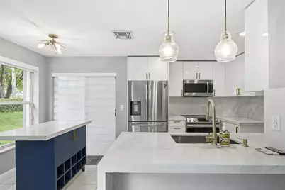 18241 NW 8th Street, Pembroke Pines, FL 33029 - Photo 19