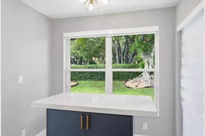 18241 NW 8th Street, Pembroke Pines, FL 33029 - Photo 19