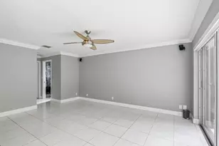 18241 NW 8th St, Pembroke Pines, FL 33029 - Photo 9