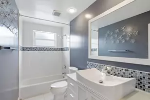 18241 NW 8th St, Pembroke Pines, FL 33029 - Photo 41
