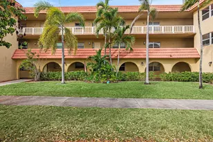 10772 La Placida Dr, Coral Springs, FL 33065 - Photo 9