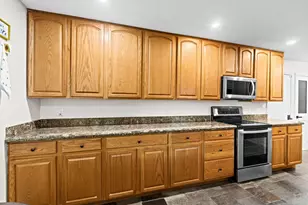 8467 NW 78th Ct, Tamarac, FL 33321 - Photo 11