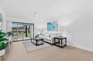 10092 Cedar Point Blvd, Boynton Beach, FL 33437 - Photo 3