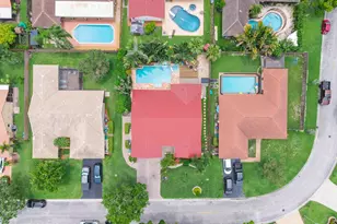 10662 NW 7th Pl, Coral Springs, FL 33071 - Photo 45