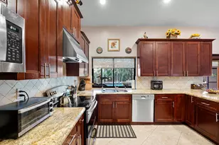 10662 NW 7th Pl, Coral Springs, FL 33071 - Photo 19