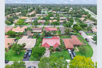 10662 NW 7th Place, Coral Springs, FL 33071 - Photo 43