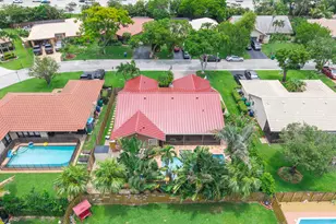 10662 NW 7th Pl, Coral Springs, FL 33071 - Photo 39