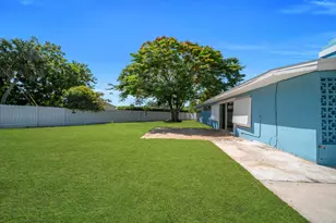 139 E Lake Dr, Lehigh Acres, FL 33936 - Photo 3