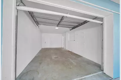 139 E Lake Drive, Lehigh Acres, FL 33936 - Photo 9
