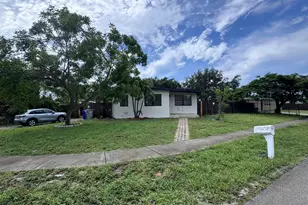 4310 NE 13th Ave, Pompano Beach, FL 33064 - Photo 1