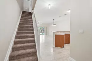 6532 Catalina Ln, Tamarac, FL 33321 - Photo 9