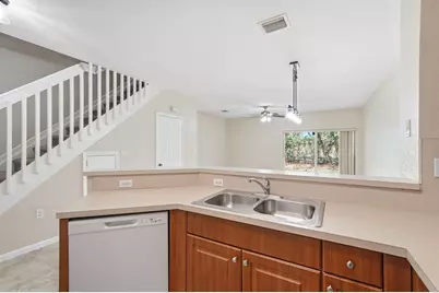 6532 Catalina Lane, Tamarac, FL 33321 - Photo 9