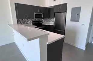 729 NW 2nd St, Miami, FL 33128 - Photo 1
