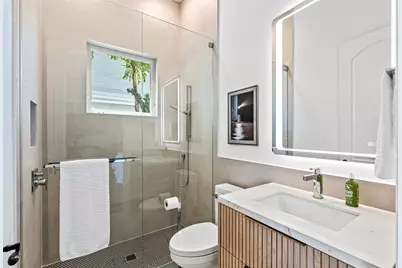 2320 NE 34th Court, Lighthouse Point, FL 33064 - Photo 21