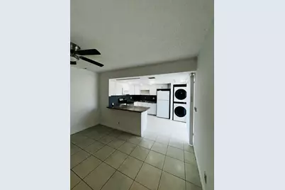 11983 Shakerwood Lane, Wellington, FL 33414 - Photo 9