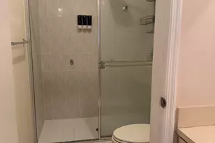 765 SW 107th Ave, Pembroke Pines, FL 33025 - Photo 13