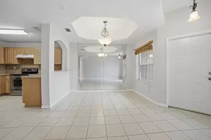 765 SW 107th Ave, Pembroke Pines, FL 33025 - Photo 7