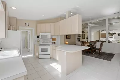 1301 NW Bentley Circle #B, Port Saint Lucie, FL 34986 - Photo 7