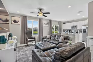 2521 NW Treviso Cir, Port Saint Lucie, FL 34986 - Photo 3